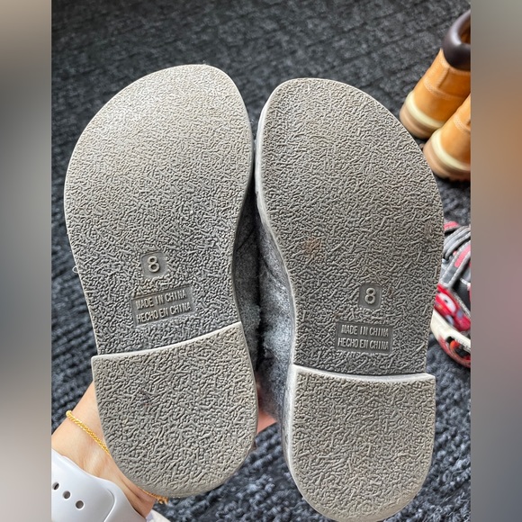 Gap dress shoes size 8T - Picture 4 of 5